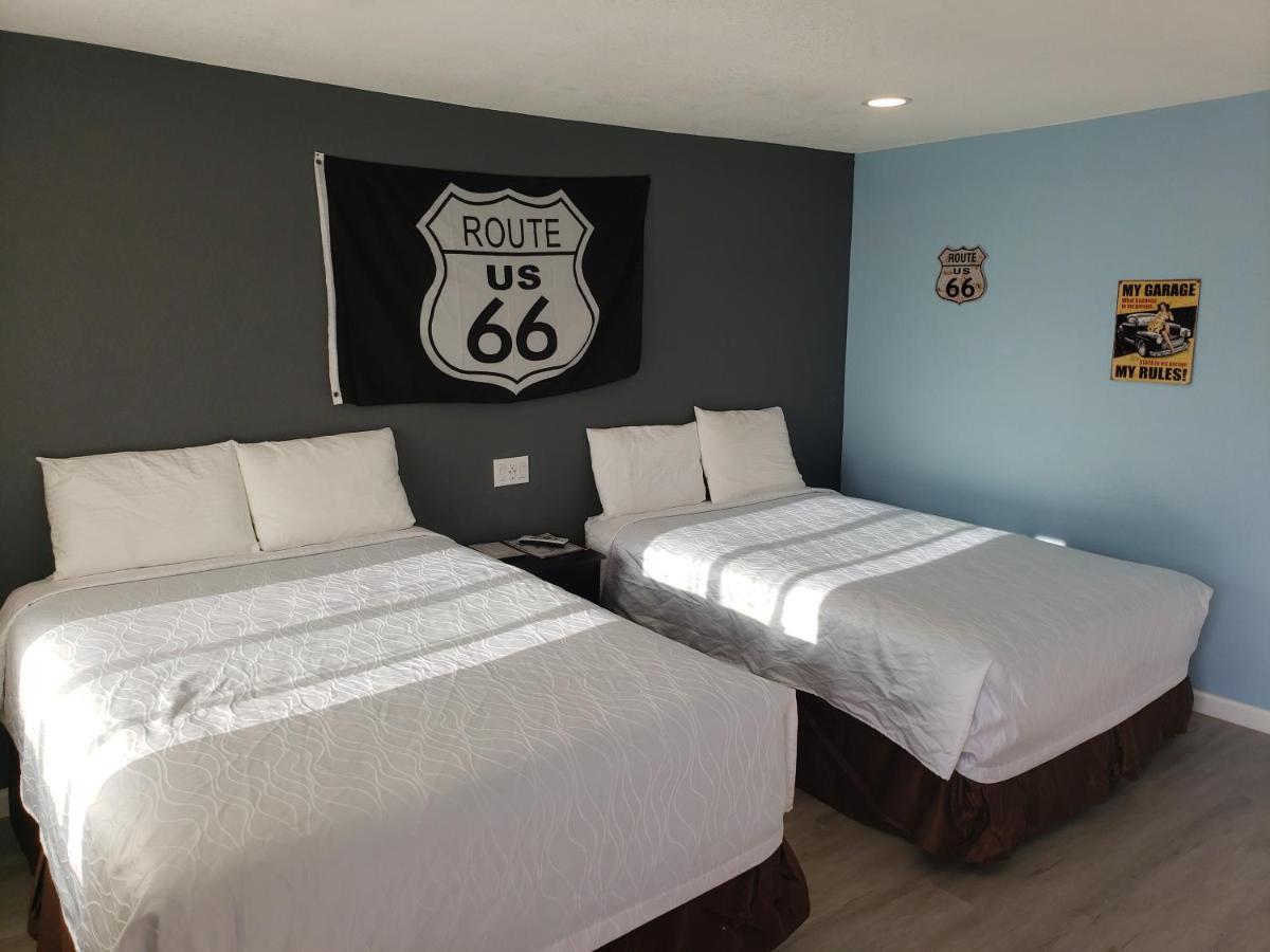 Deluxe Inn Seligman Esterno foto