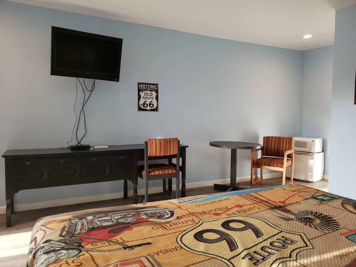 Deluxe Inn Seligman Esterno foto